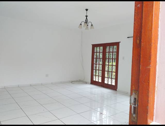 3 BEDROOM HOUSE RENTED IN DOONSIDE